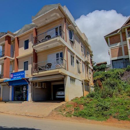 Oyo 18944 Venus Residency Hotell Ooty Exteriör bild