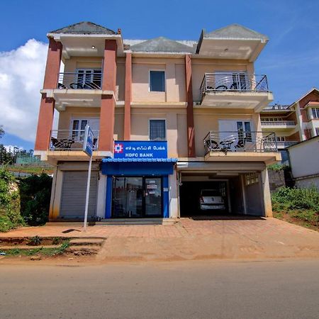 Oyo 18944 Venus Residency Hotell Ooty Exteriör bild