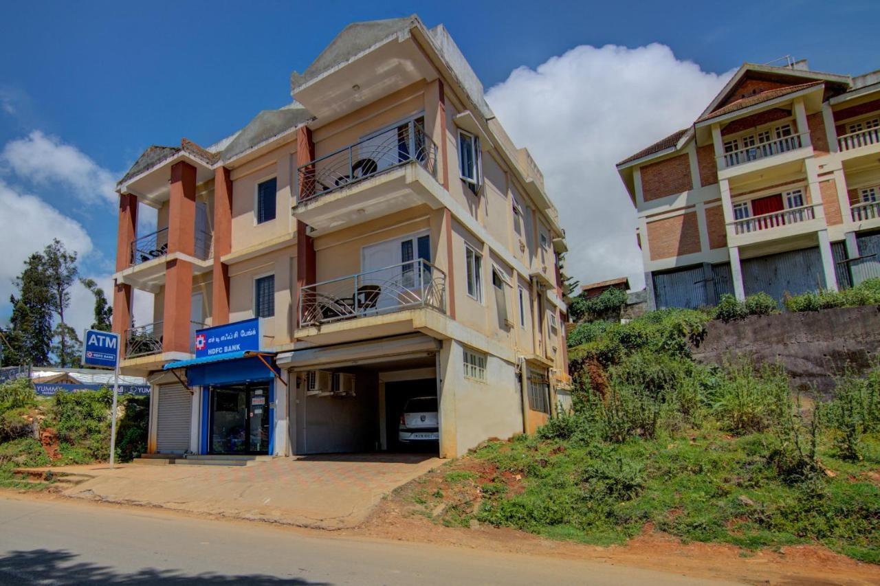 Oyo 18944 Venus Residency Hotell Ooty Exteriör bild