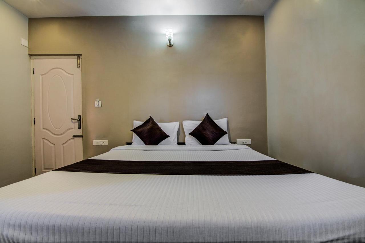 Oyo 18944 Venus Residency Hotell Ooty Exteriör bild