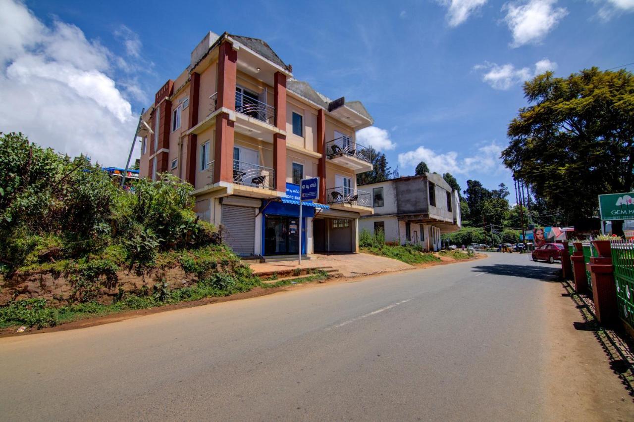 Oyo 18944 Venus Residency Hotell Ooty Exteriör bild